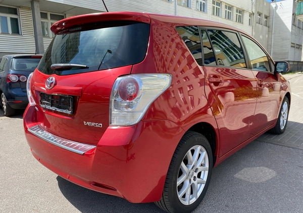 Toyota Verso cena 38999 przebieg: 126974, rok produkcji 2012 z Gdańsk małe 56